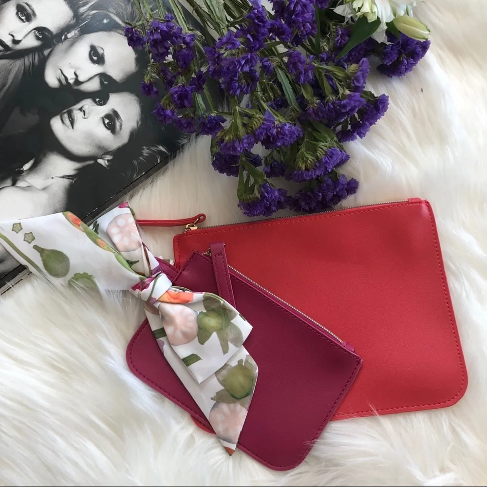 Estée Lauder Cosmetic Pouch (2 Pieces)